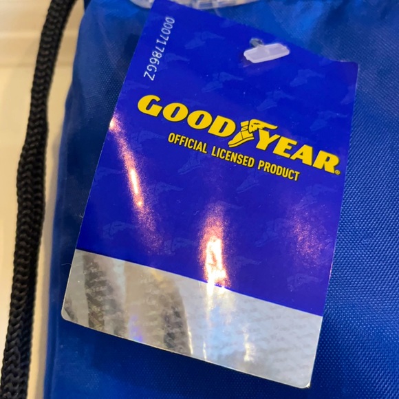 NWT Goodyear Blue Drawstring bag - Picture 3 of 3